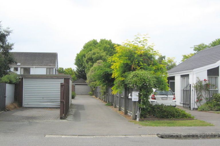 Photo of property in 2/12a Bennett Street, St Albans, Christchurch, 8052