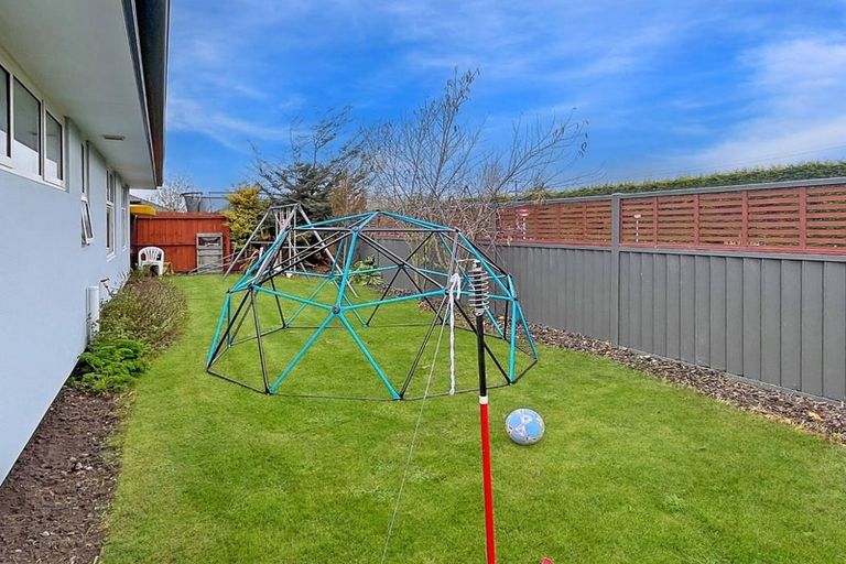 Photo of property in 64 Bradwell Crescent, Halswell, Christchurch, 8025