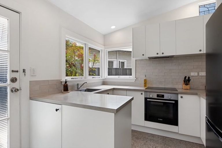 Photo of property in 98 Linwood Avenue, Linwood, Christchurch, 8011