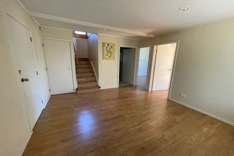 Photo of property in 30a Vera Road, Te Atatu South, Auckland, 0610