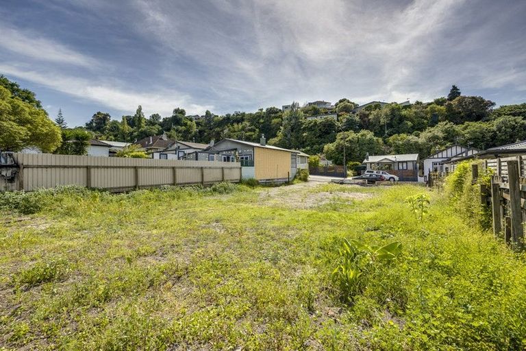 Photo of property in 14 Chaucer Road, Hospital Hill, Napier, 4110