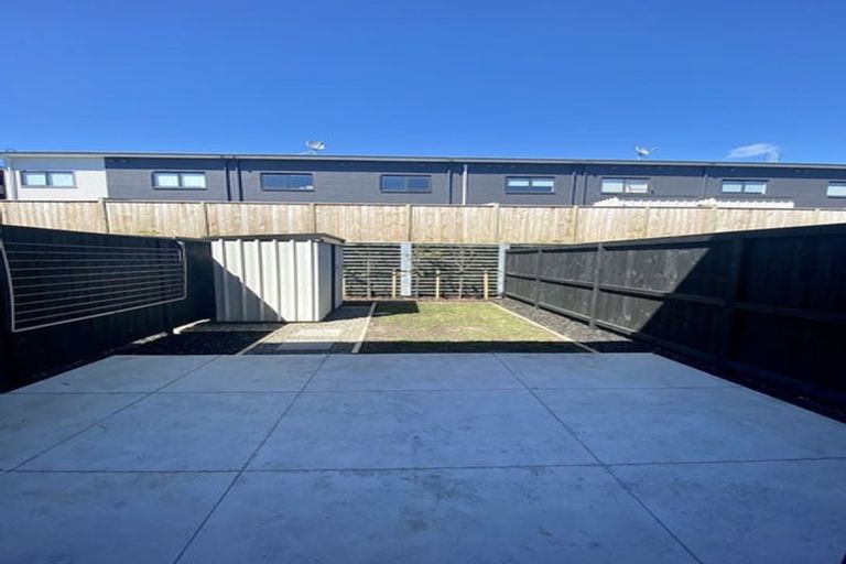 Photo of property in 25a O'meara Street, Swanson, Auckland, 0614