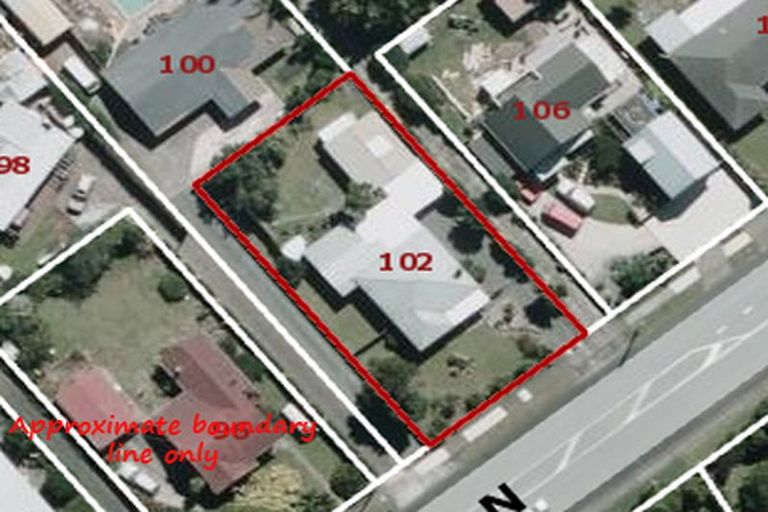 Photo of property in 102 Clevedon Road, Papakura, 2110