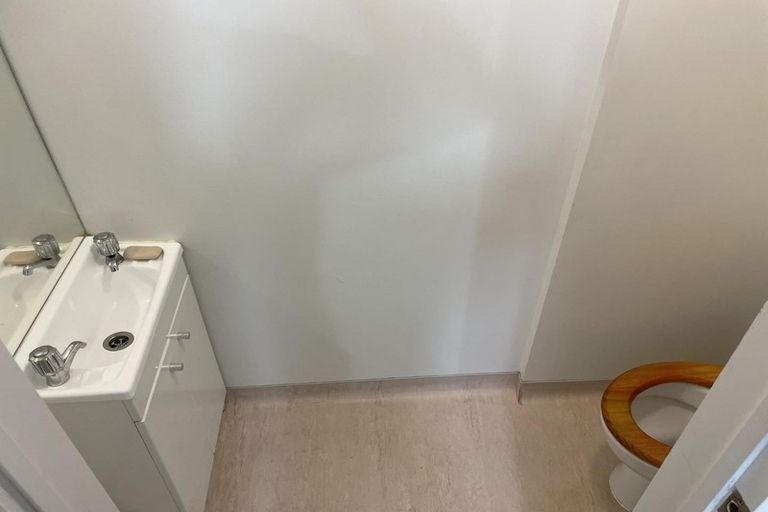 Photo of property in 146d Aro Street, Aro Valley, Wellington, 6021