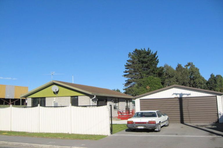 Photo of property in 52 Richill Street, Belfast, Christchurch, 8051