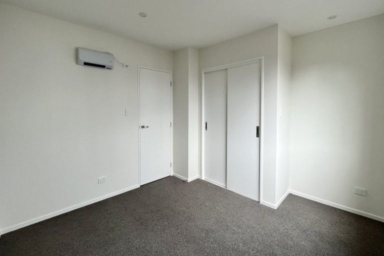 Photo of property in 4 Hoopers Road, Glen Eden, Auckland, 0602