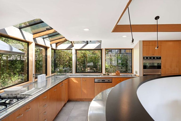 Photo of property in 887 Cashmere Road, Halswell, Christchurch, 8025