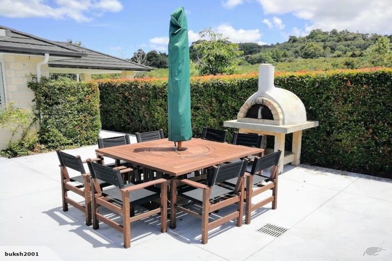 Photo of property in 101 Gervin Road, Wainui, Silverdale, 0992