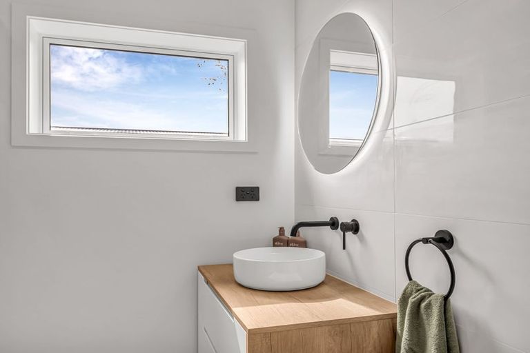 Photo of property in 14 Stuart Street, Owaka, 9535