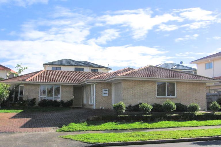 Photo of property in 53 Ransom Smyth Drive, Goodwood Heights, Auckland, 2105