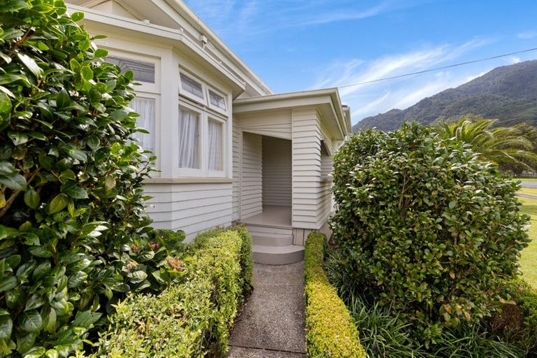 Photo of property in 22 Longfellow Street, Te Aroha, 3320
