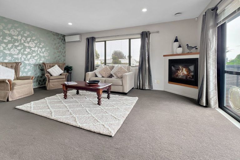 Photo of property in 35a Baird Street, Howick, Auckland, 2014