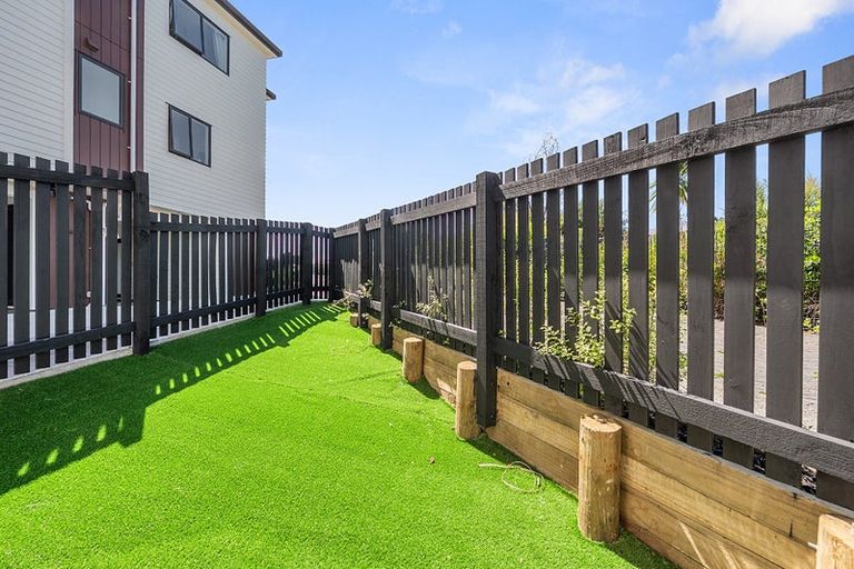 Photo of property in 91 Joshua Carder Drive, Hobsonville, Auckland, 0616