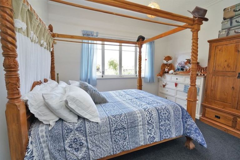 Photo of property in 21 Steele Road, Forest Lake, Hamilton, 3200