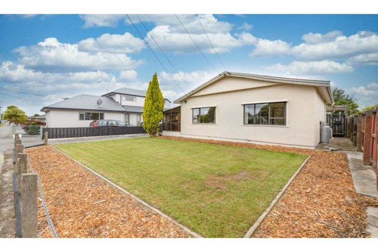 Photo of property in 30 Quinns Road, Shirley, Christchurch, 8013