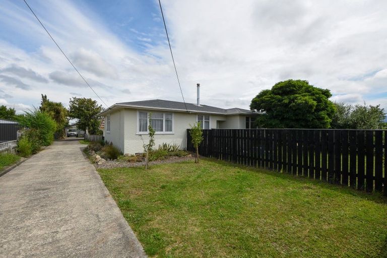 Photo of property in 23 Kent Street, Carterton, 5713
