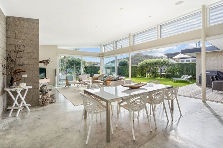 Photo of property in 12 Galbraith Street, Matapouri, Whangarei, 0173