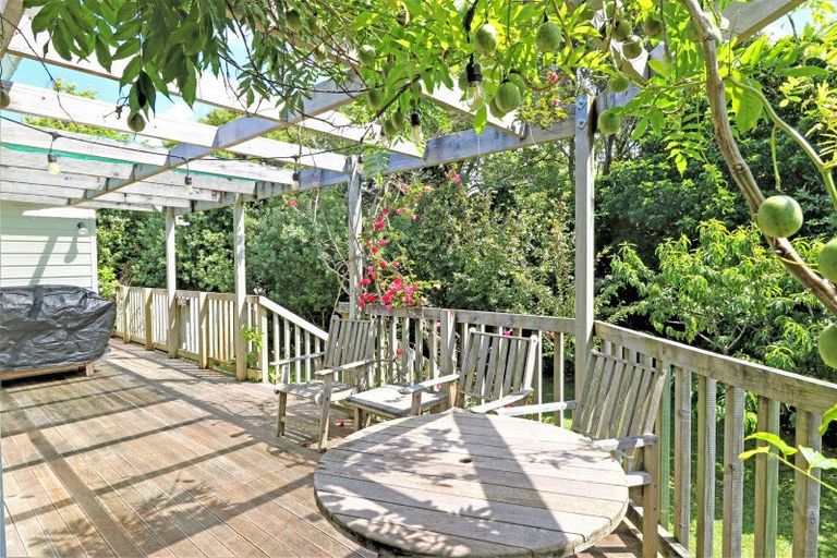 Photo of property in 10 Stingray Crescent, Whiritoa, Whangamata, 3691