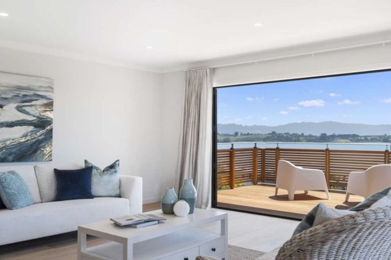 Photo of property in 100 Hamurana Road, Omokoroa, 3114