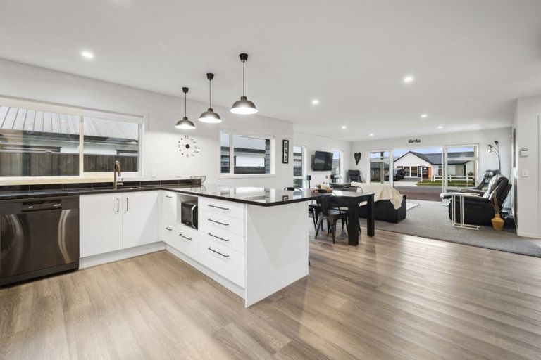 Photo of property in 34 Maunganamu Drive, Wharewaka, Taupo, 3330