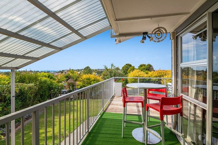 Photo of property in 6 Rakino Avenue, Manly, Whangaparaoa, 0930