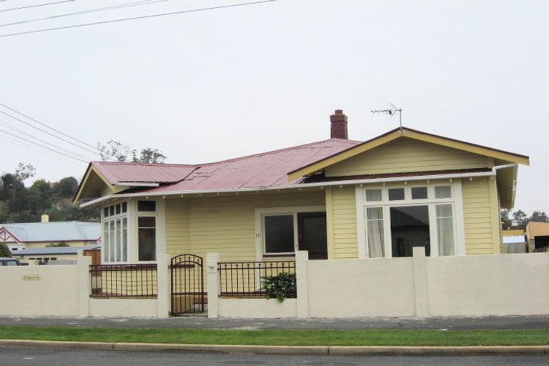 Photo of property in 15 Queens Drive, Saint Kilda, Dunedin, 9012