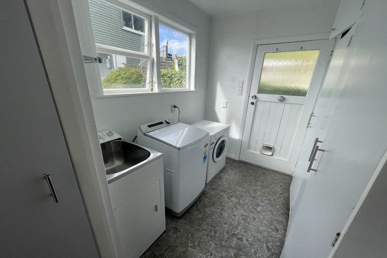 Photo of property in 3/20 Grosvenor Terrace, Wadestown, Wellington, 6012