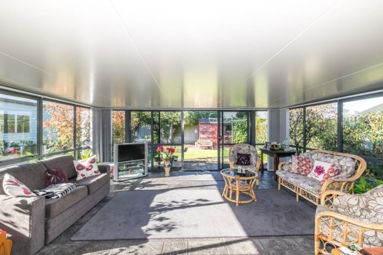 Photo of property in 18 Petries Road, Woodend, 7610