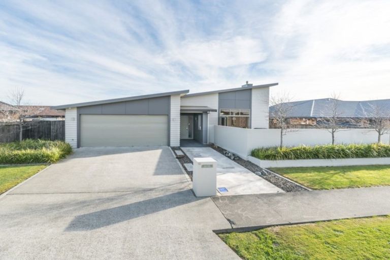 Photo of property in 46 Branigan Parade, Kelvin Grove, Palmerston North, 4414
