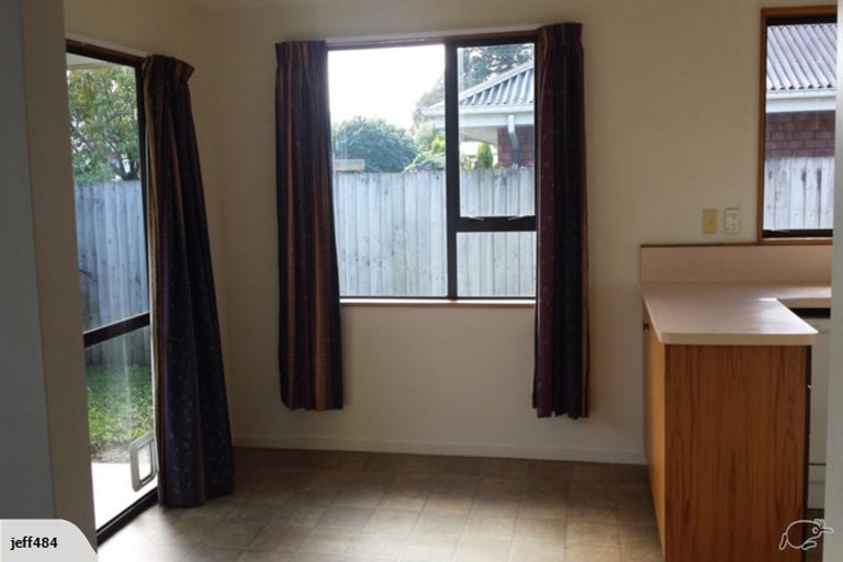 Photo of property in 33b Somerfield Street, Somerfield, Christchurch, 8024