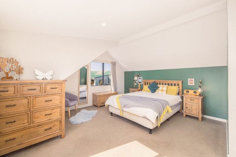 Photo of property in 221a Pine Avenue, South New Brighton, Christchurch, 8062