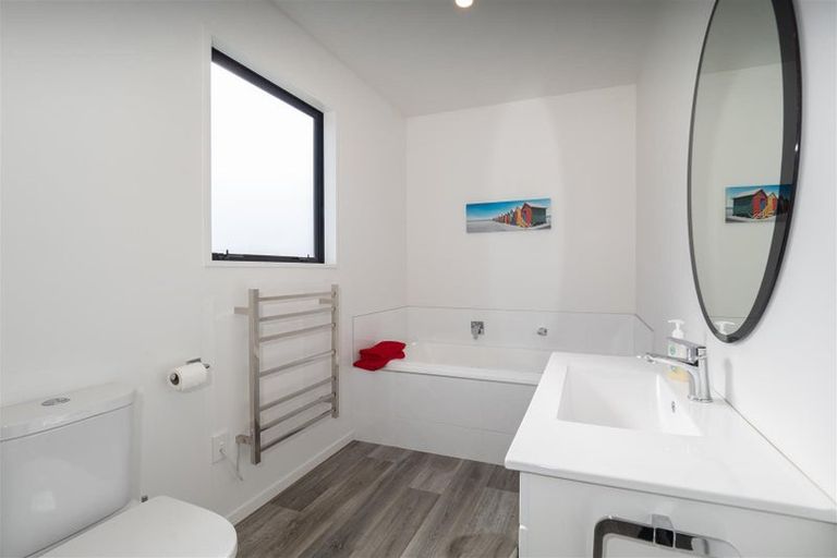 Photo of property in 9 Penbury Close, Huntingdon, Ashburton, 7774