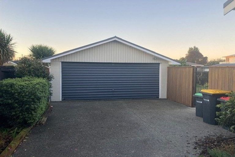 Photo of property in 48 Martbern Crescent, Bishopdale, Christchurch, 8053