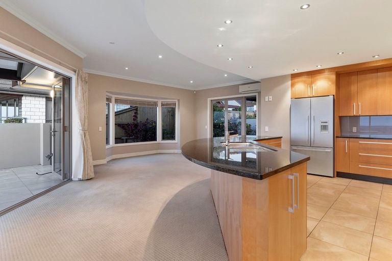 Photo of property in 19 La Cumbre Close, Bethlehem, Tauranga, 3110