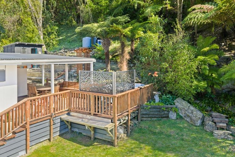 Photo of property in 29 Belview Road, Havelock, Picton, 7281