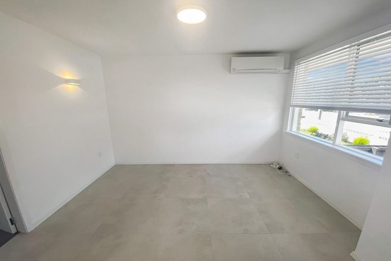 Photo of property in 2/80 Oram Avenue, New Brighton, Christchurch, 8061