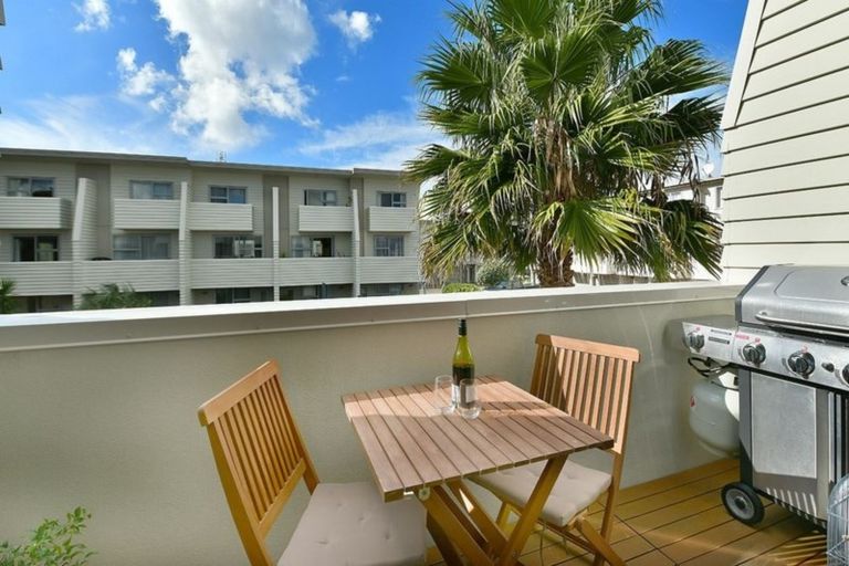 Photo of property in 13/3 Riverside Road, Orewa, 0931