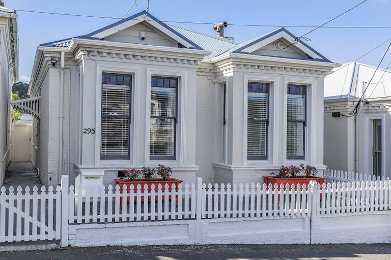 Photo of property in 295 Rintoul Street, Berhampore, Wellington, 6023