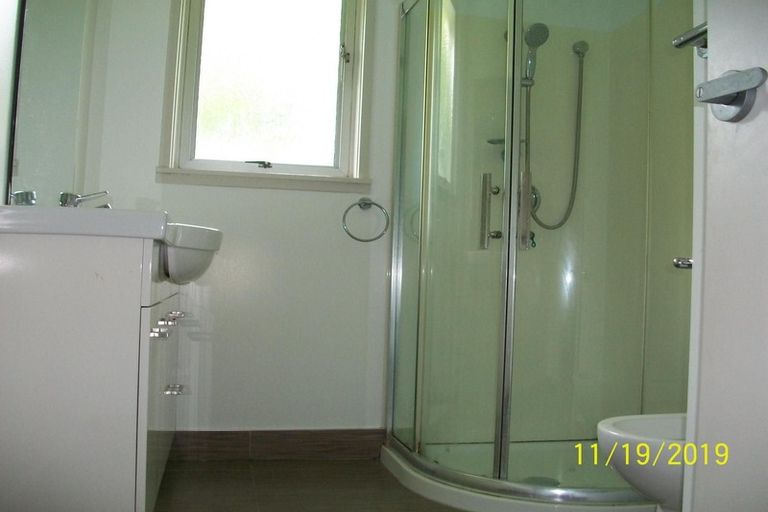 Photo of property in 23 Mawney Road, Henderson, Auckland, 0610