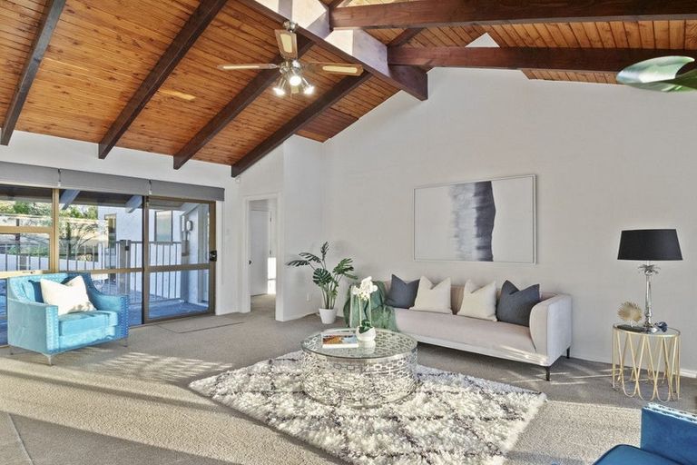 Photo of property in 241a Golf Road, Titirangi, Auckland, 0604