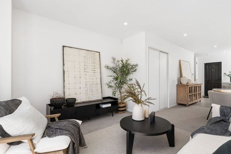 Photo of property in 11 Blossom Walk, Christchurch Central, Christchurch, 8011