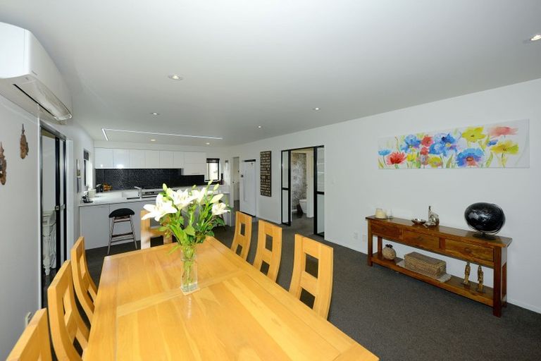 Photo of property in 8 Haineswood Lane, Sockburn, Christchurch, 8042