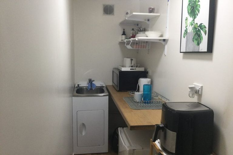 Photo of property in 2 Southleigh, Raumati South, Paraparaumu, 5032