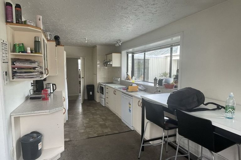 Photo of property in 46 Athol Terrace, Upper Riccarton, Christchurch, 8041