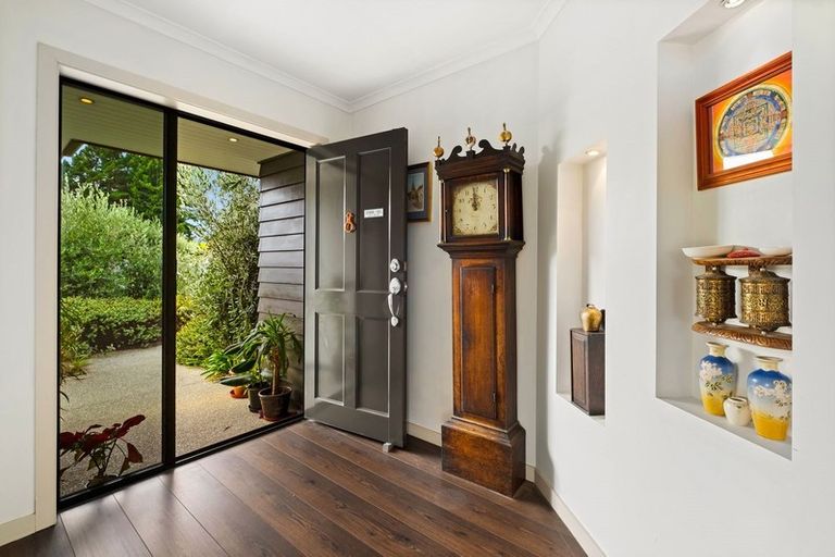 Photo of property in 8 Alpha Close, Wanaka, 9305