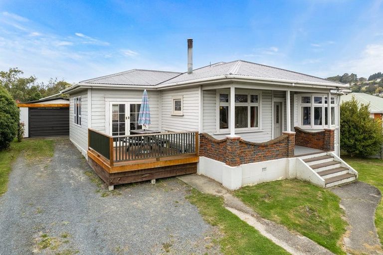 Photo of property in 25 Abbotsford Road, Green Island, Dunedin, 9018