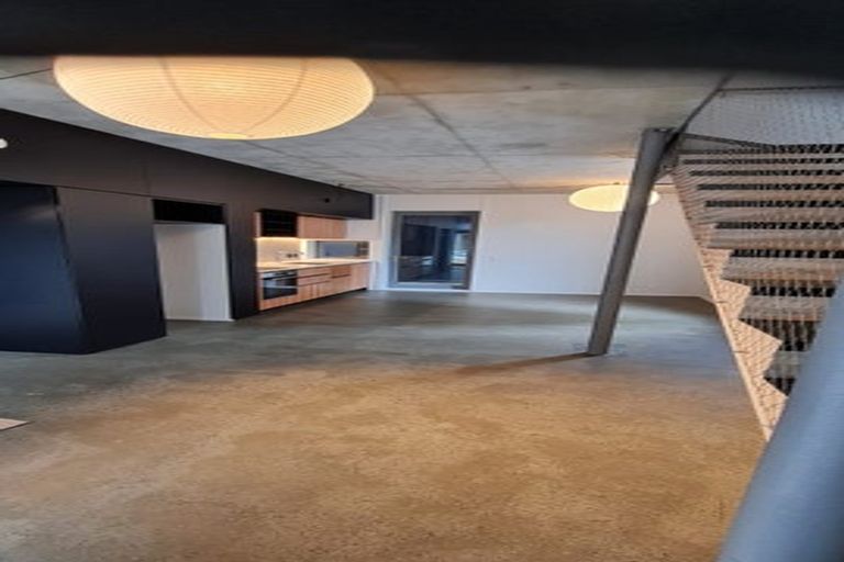 Photo of property in 35/257a Willis Street, Te Aro, Wellington, 6011