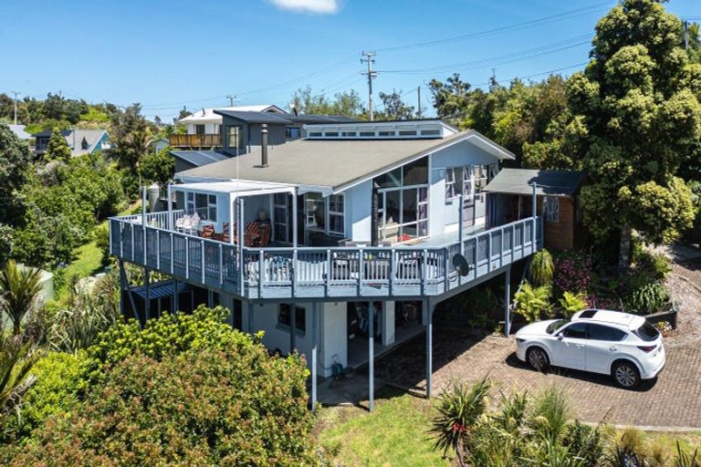 Photo of property in 1999 Wyuna Bay Road, Wyuna Bay, Coromandel, 3581