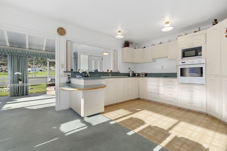 Photo of property in 241 Whitaker Street, Te Aroha, 3320