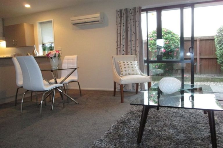 Photo of property in 10 Cris Lodge Courts, Hornby, Christchurch, 8042